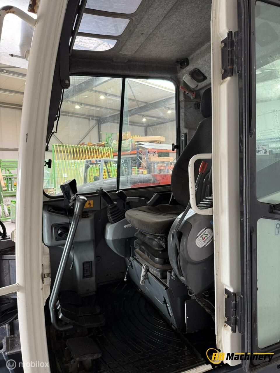 Kubota KX080-3