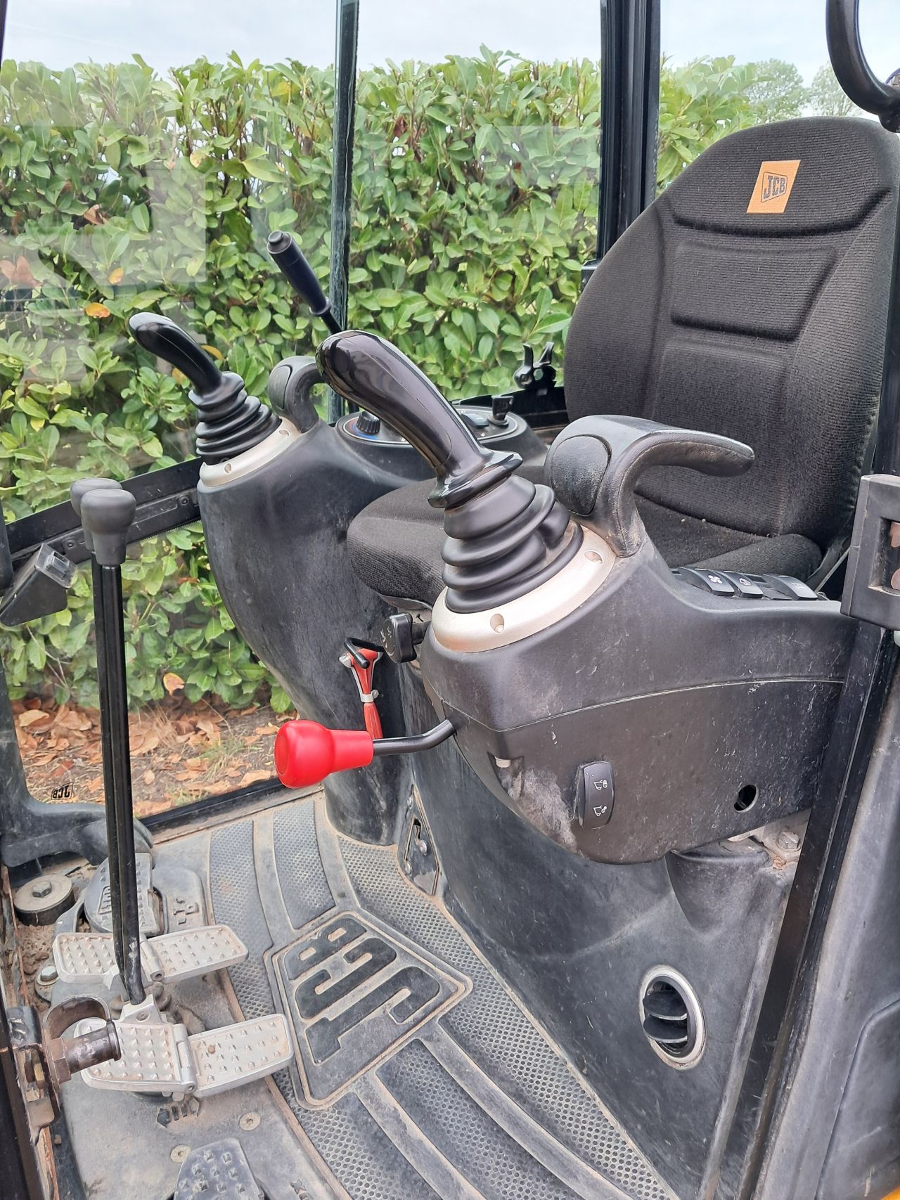 Minigraver JCB 8018 CTS ( Bj 2013 ) Minikraan / Graafmachine