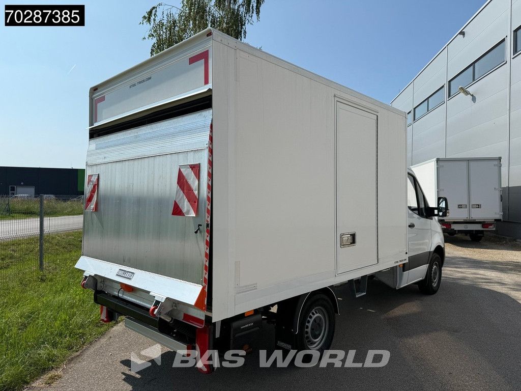 Mercedes Sprinter 317 CDI Laadklep Zijdeur Bakwagen Airco Cruise MBUX CarPlay D'Hollandia Euro6 Meubelbak Koffer 15m3 A/C Cruise control