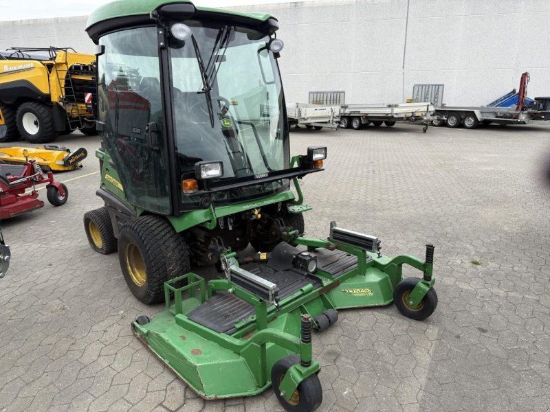 John Deere 1585