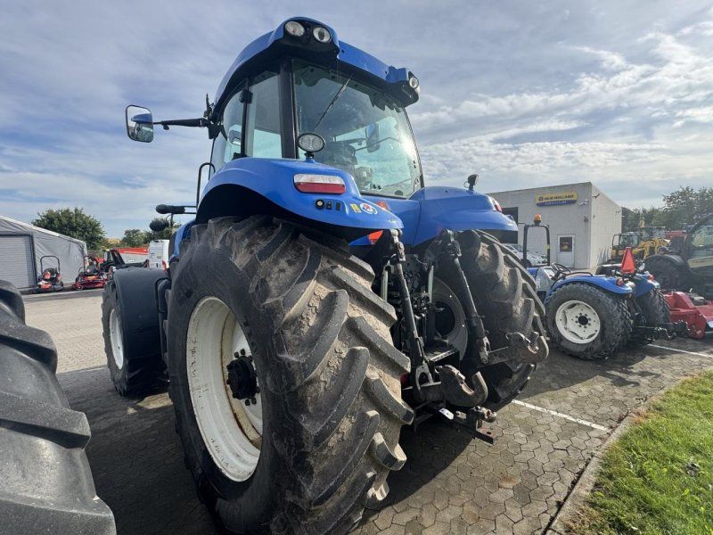 New Holland T8.390