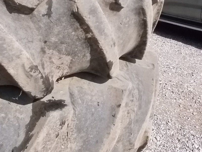 Goodyear 20,8- R38
