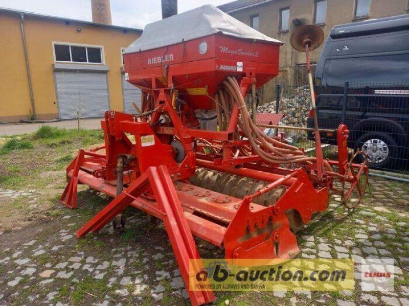 Kverneland GEBR. MEGA SEEDER 2