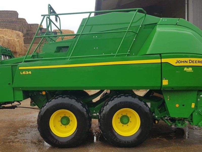 John Deere L634