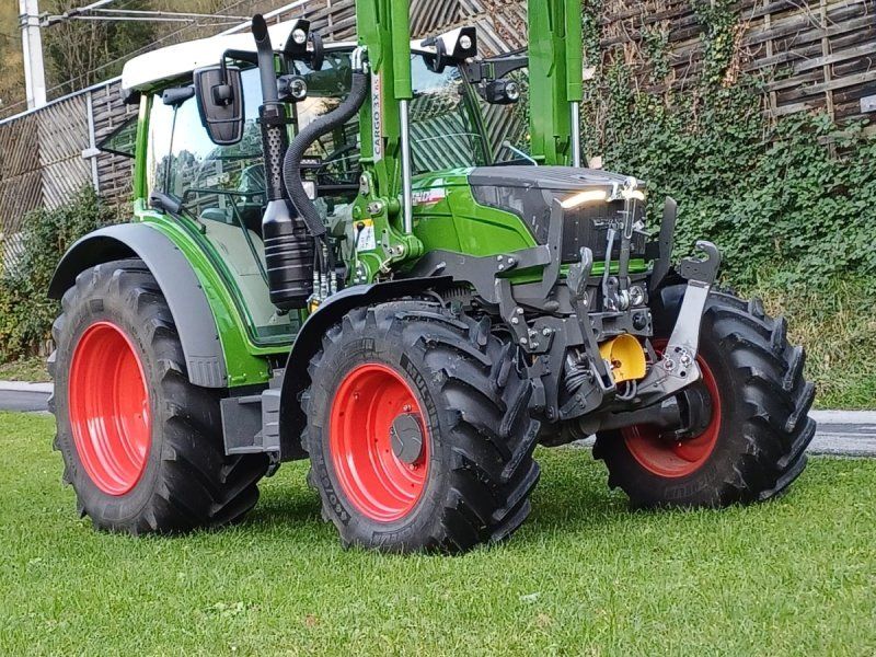 Fendt 211 Vario Profi