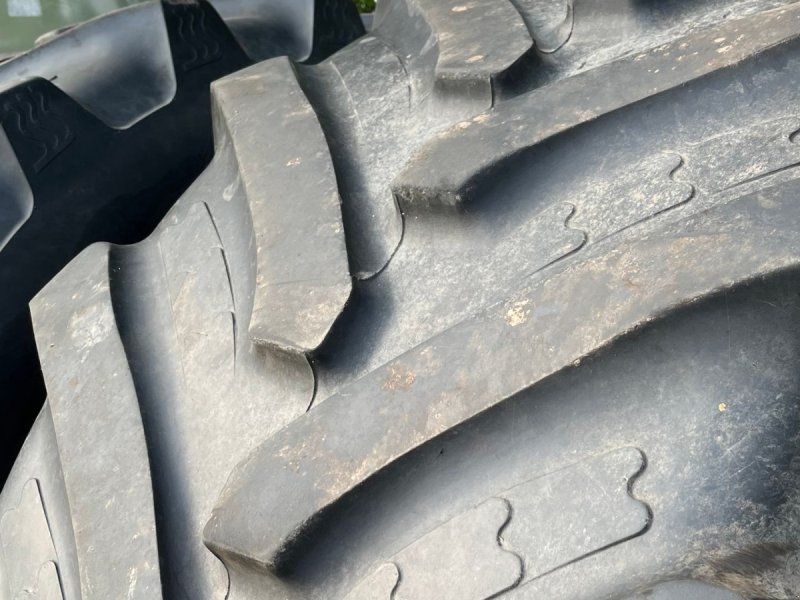 BKT 650/65R42