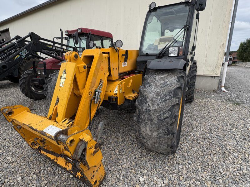 JCB 541-70