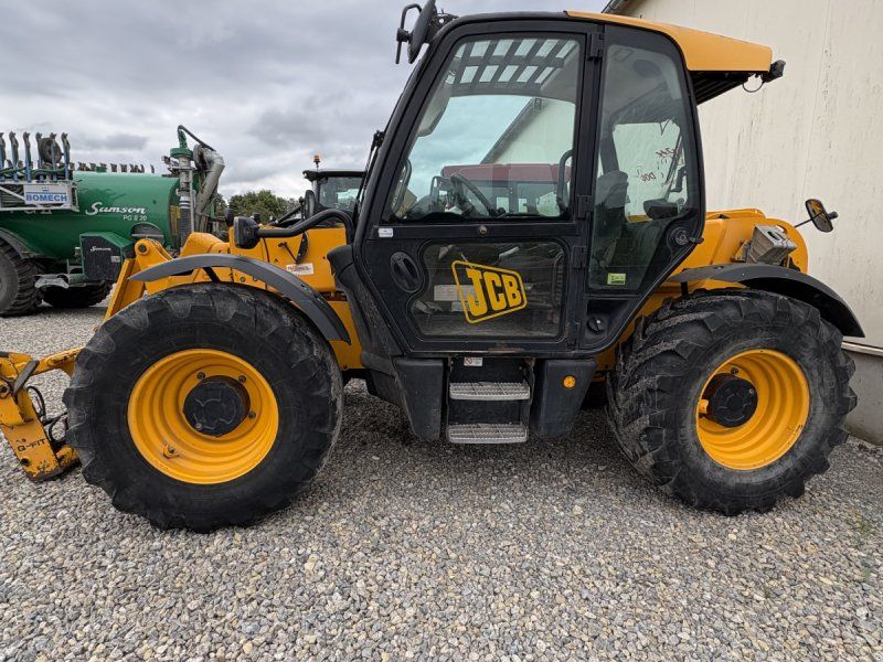 JCB 541-70