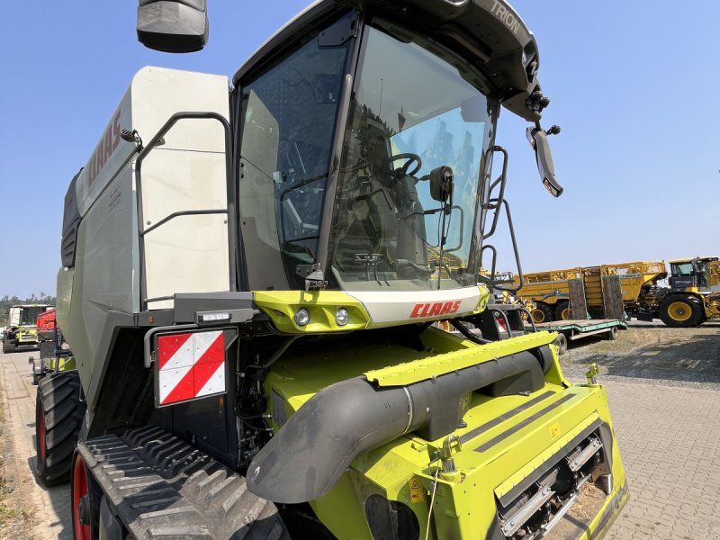 Claas TRION 750 TT