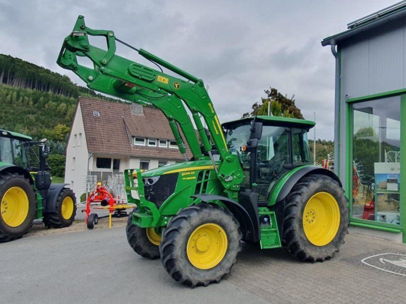John Deere 6095MC  PQ40