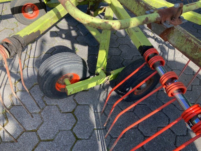 Claas Liner 380 Contour