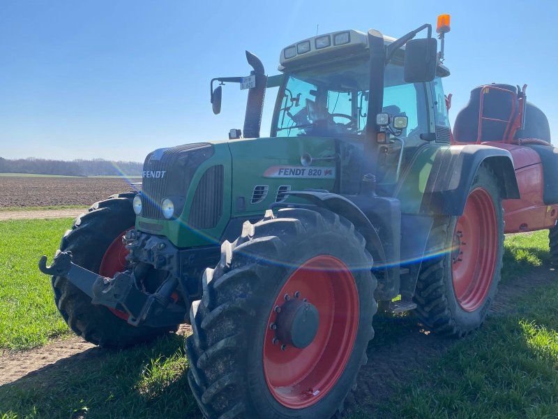 Fendt 820 Vario Com 3