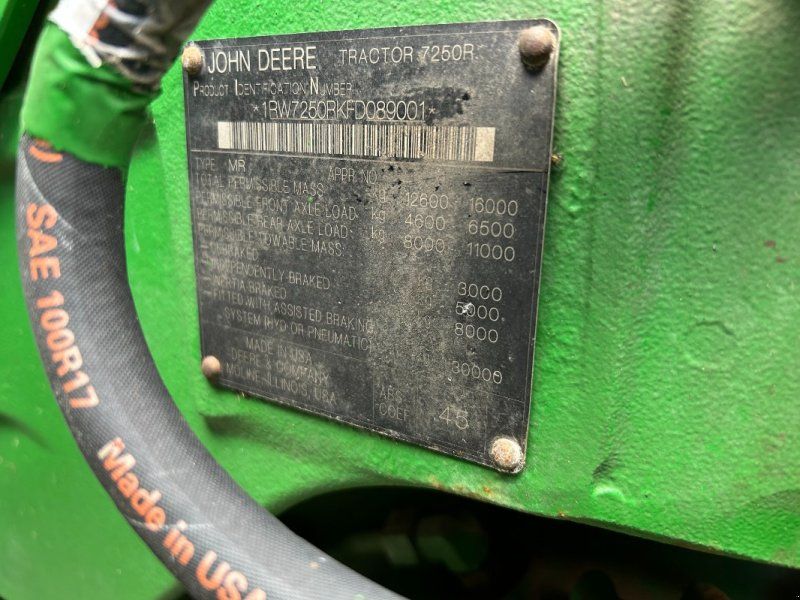John Deere 7250R