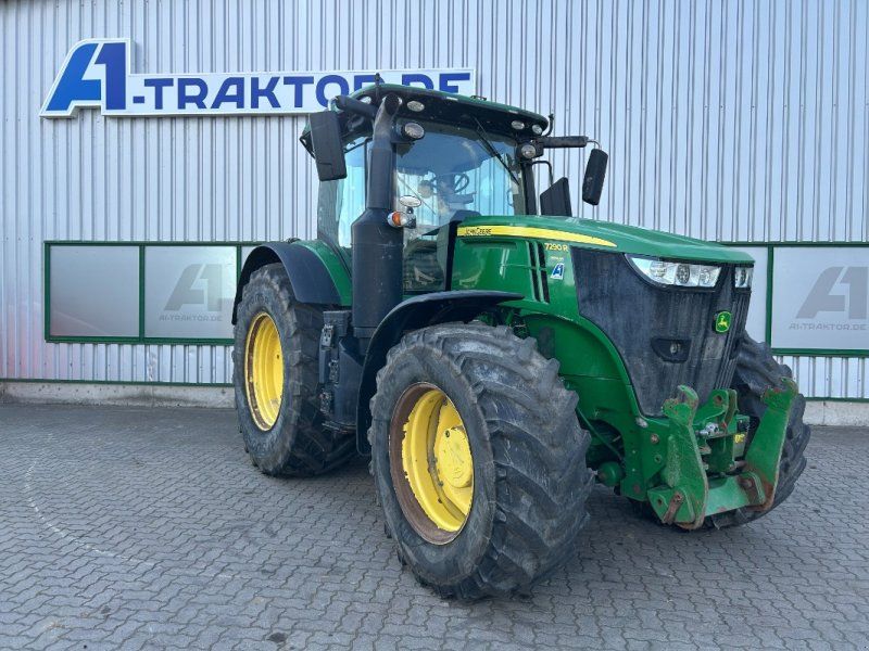 John Deere 7290R