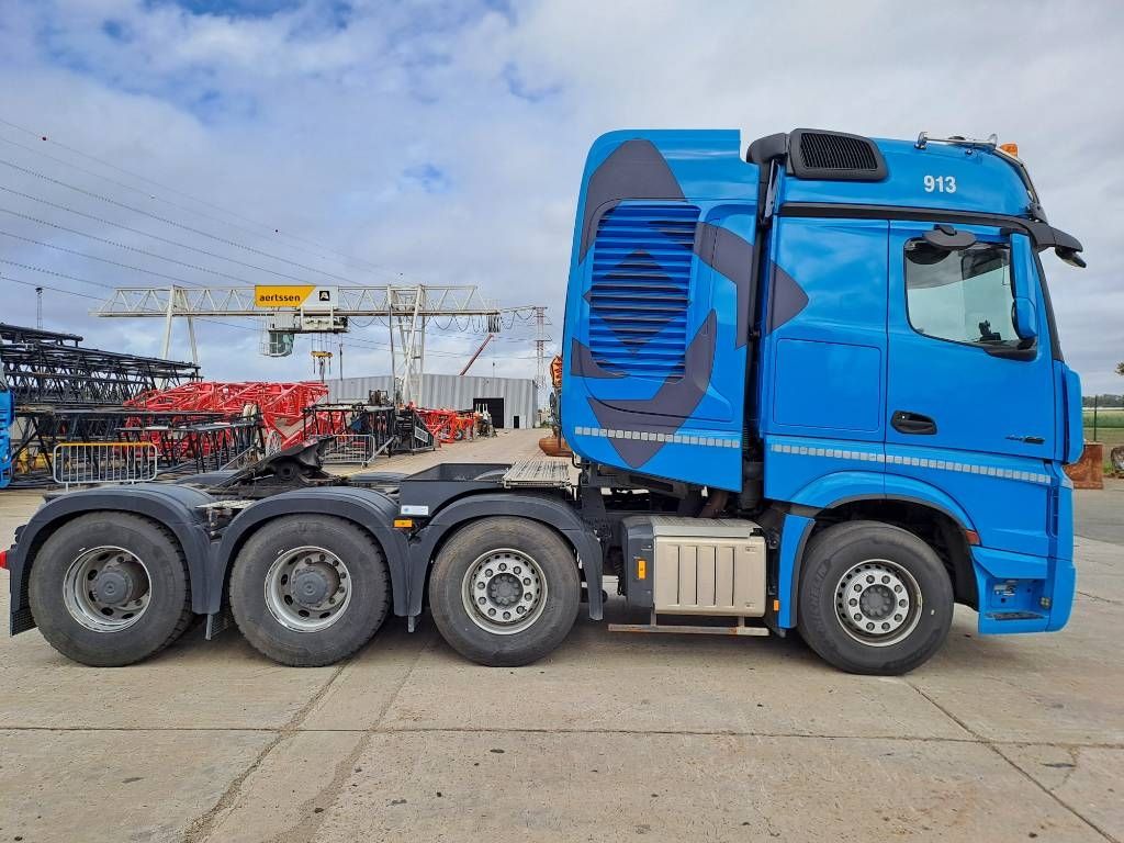 Mercedes-Benz Actros 4463 LS Giga (180Ton Push/Pull)