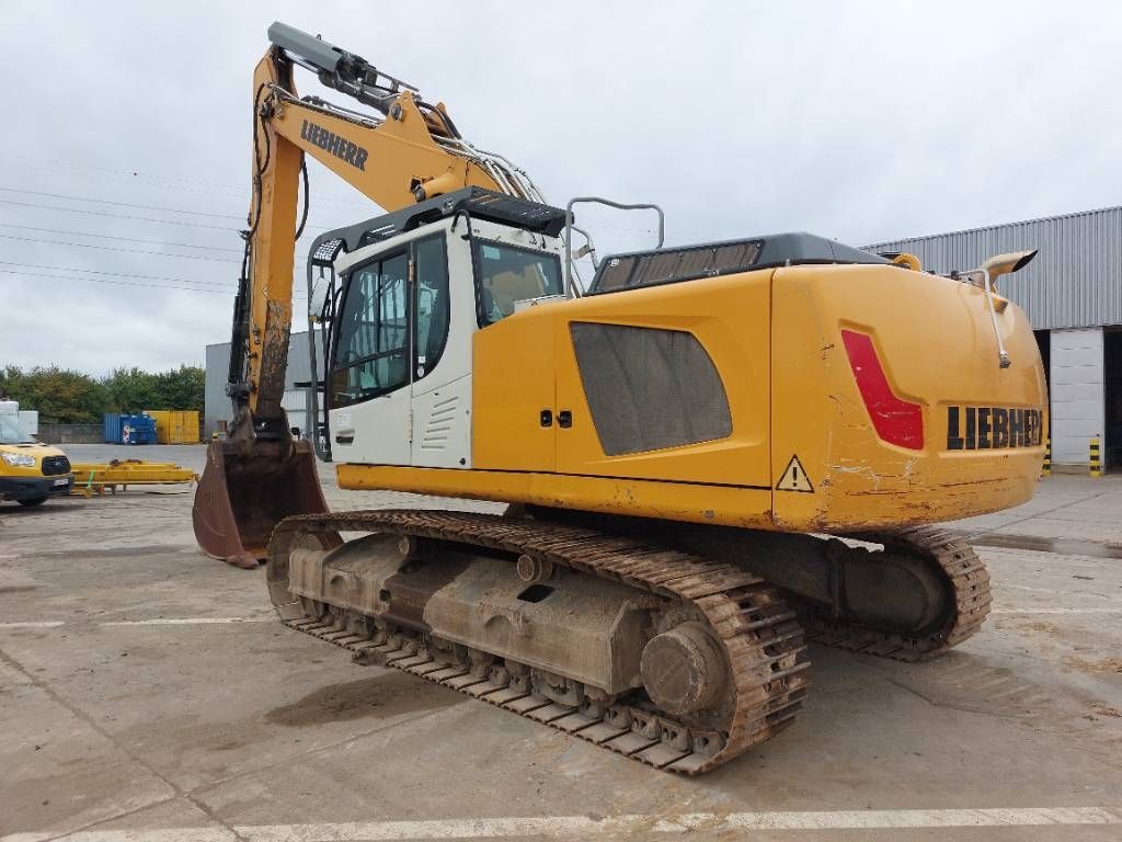Liebherr R 936 LC