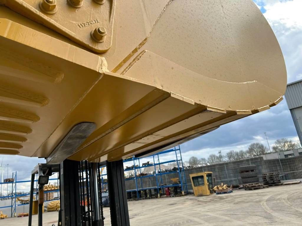 CAT 349E - UB