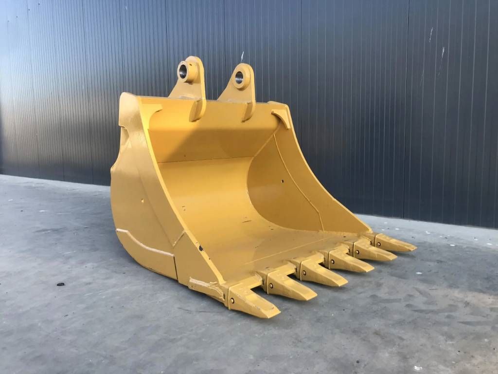 Volvo EC250