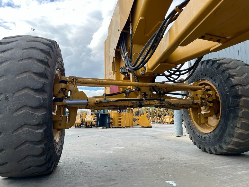 CAT 140M