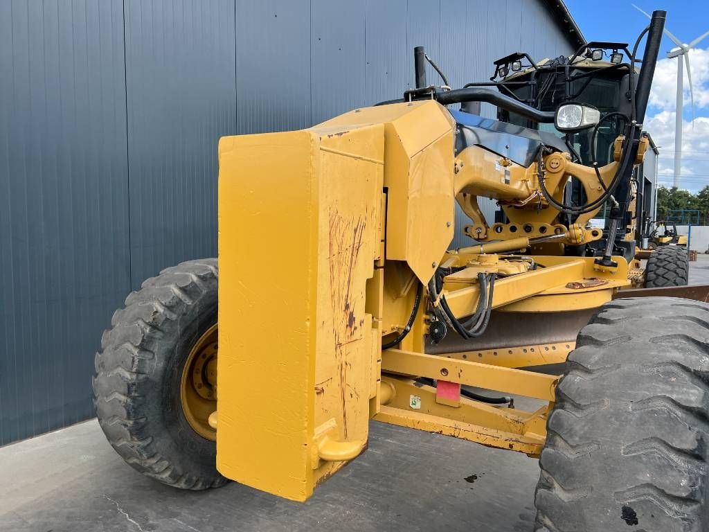 CAT 140M