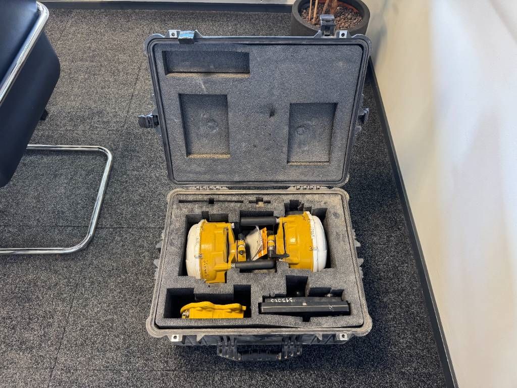 Trimble GCS900 - CB460 -3D GPS System CB460