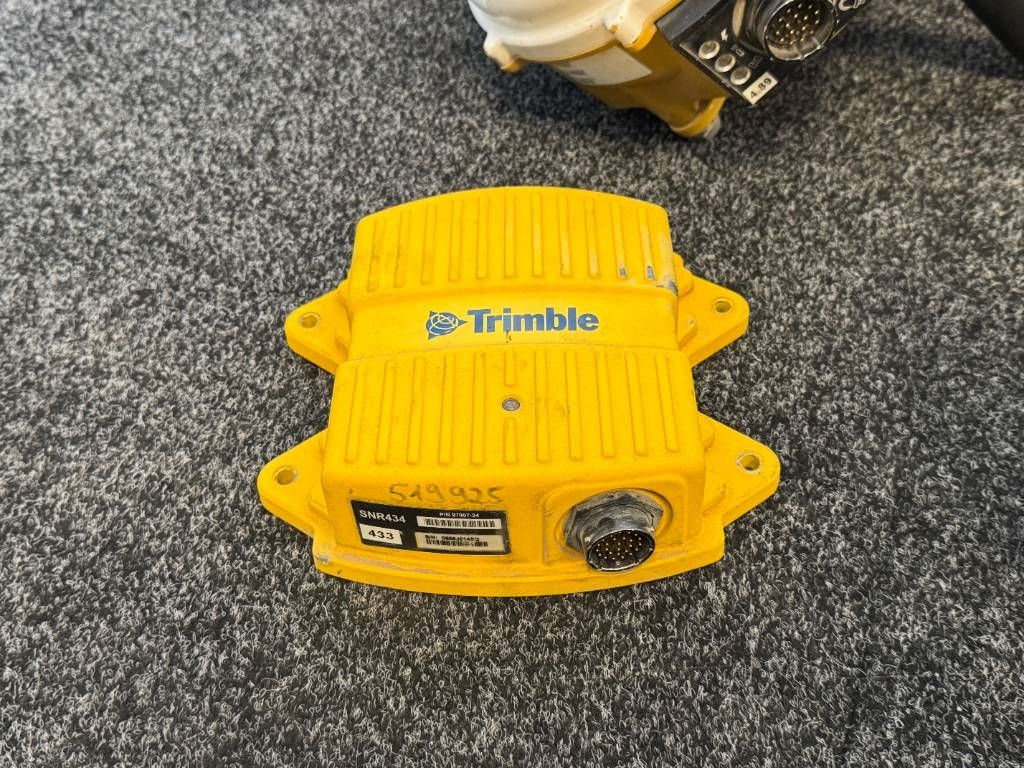 Trimble GCS900 - CB460 -3D GPS System CB460