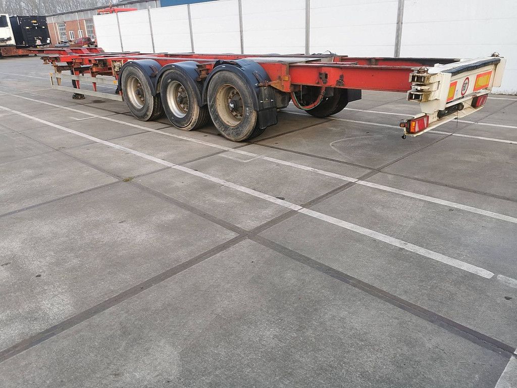 RENDERS Containertransport all connections hc