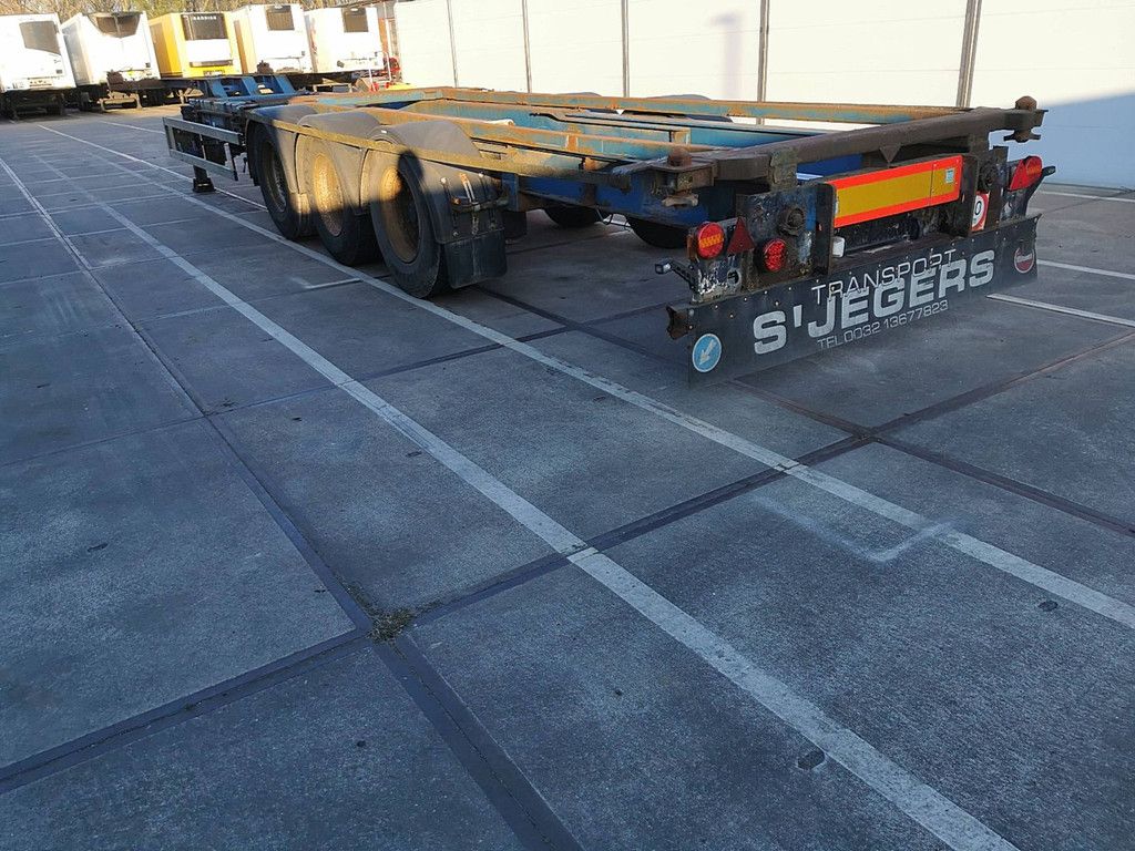 RENDERS Containertransport 2x20 40 45 high cube