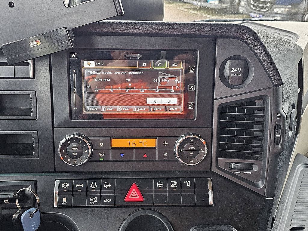MERCEDES-BENZ ACTROS 1843 LS