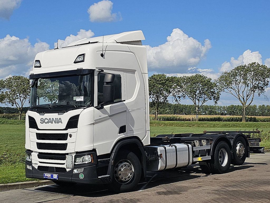 SCANIA R450 6x2*4