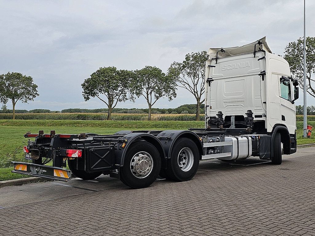SCANIA R450 6x2*4