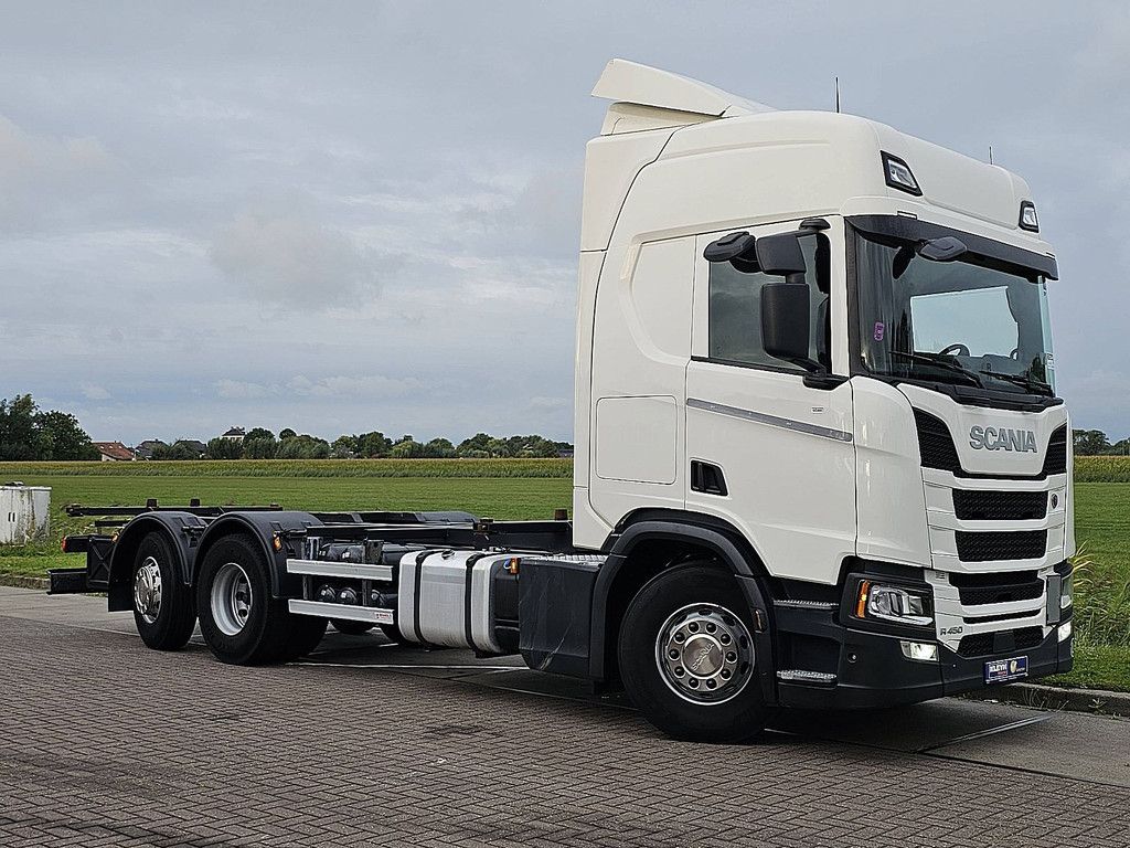 SCANIA R450 6x2*4