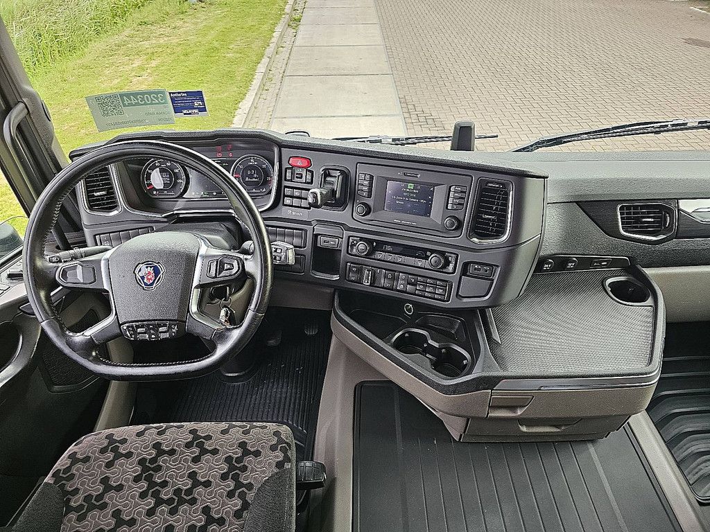 SCANIA R450 6x2*4