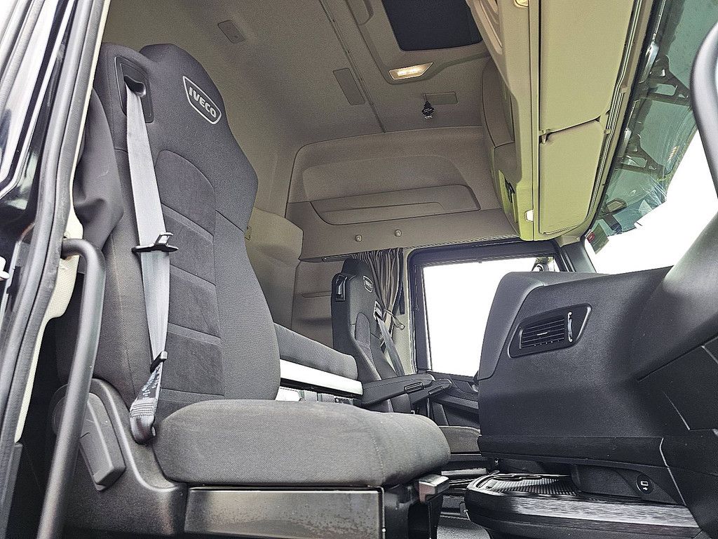 IVECO S-WAY AS440S51 2x tank,frigo
