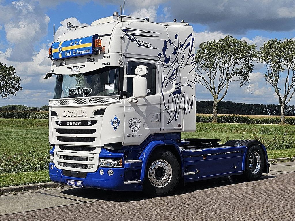 SCANIA R520 v8 show truck