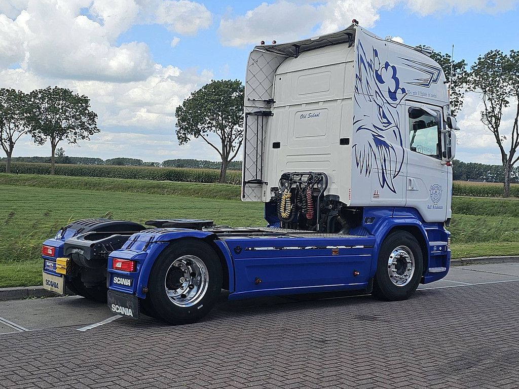 SCANIA R520 v8 show truck