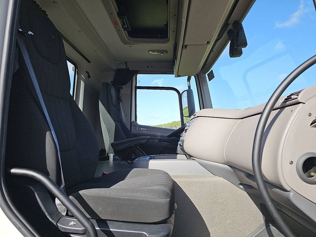 DAF CF 450 hydr unit
