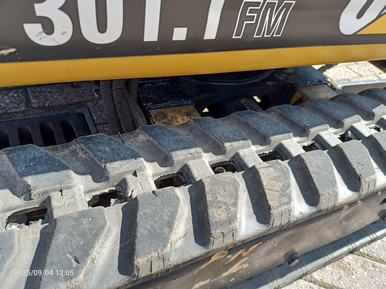 Cat 301.1 FM/ kobelco e9sr minigraver/1 ton