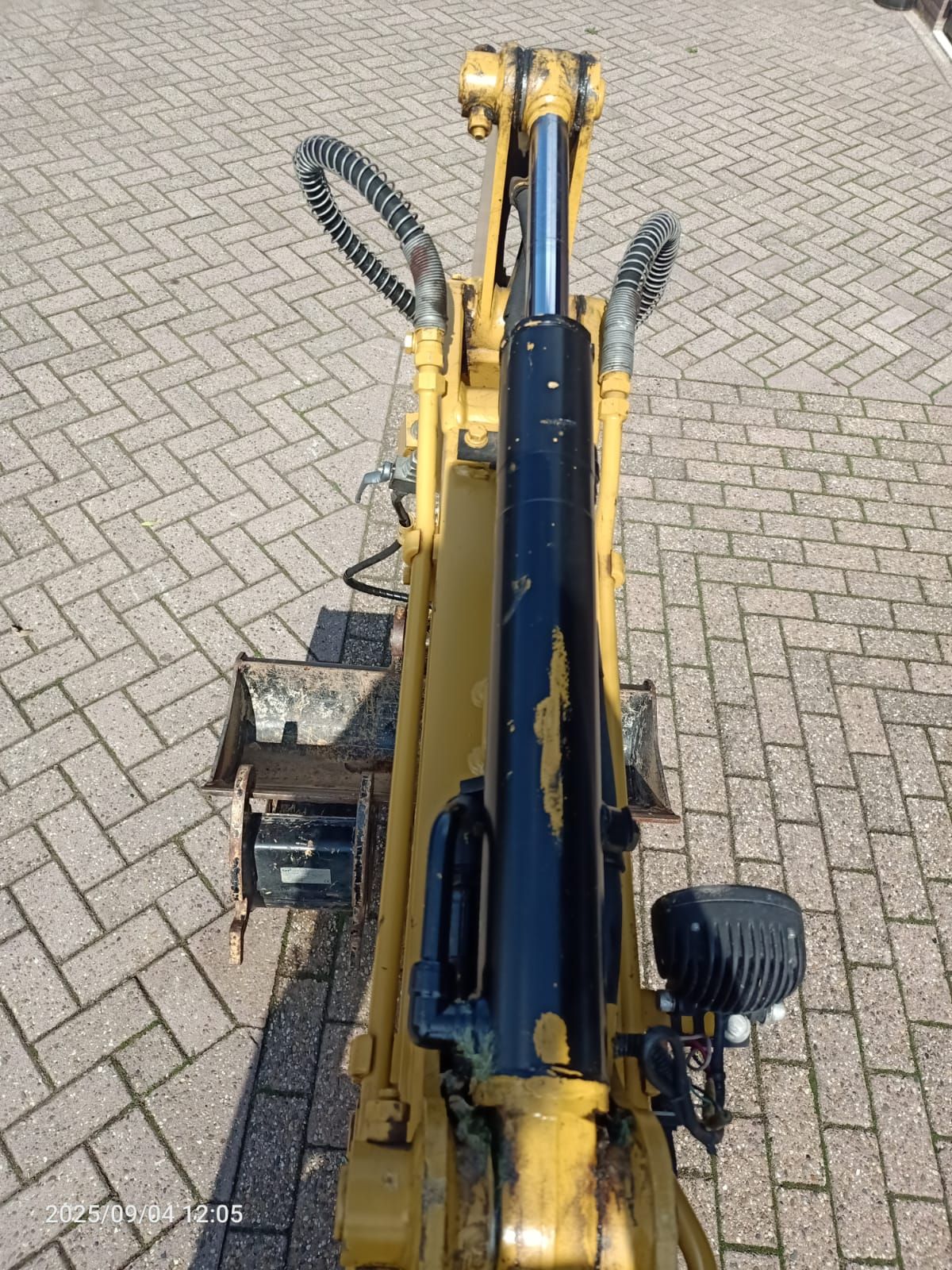 Cat 301.1 FM/ kobelco e9sr minigraver/1 ton