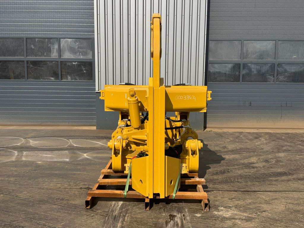 Caterpillar D8T D8R D8N Single Shank Ripper (forged shanks)
