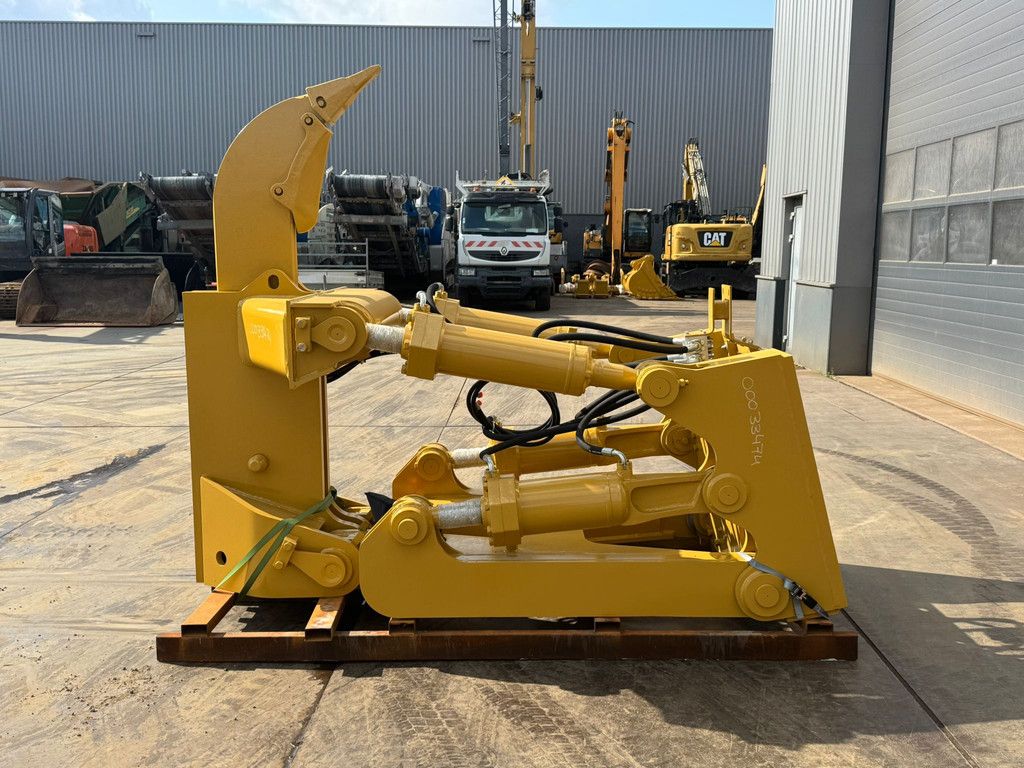 Caterpillar D8T D8R D8N Single Shank Ripper (forged shanks)