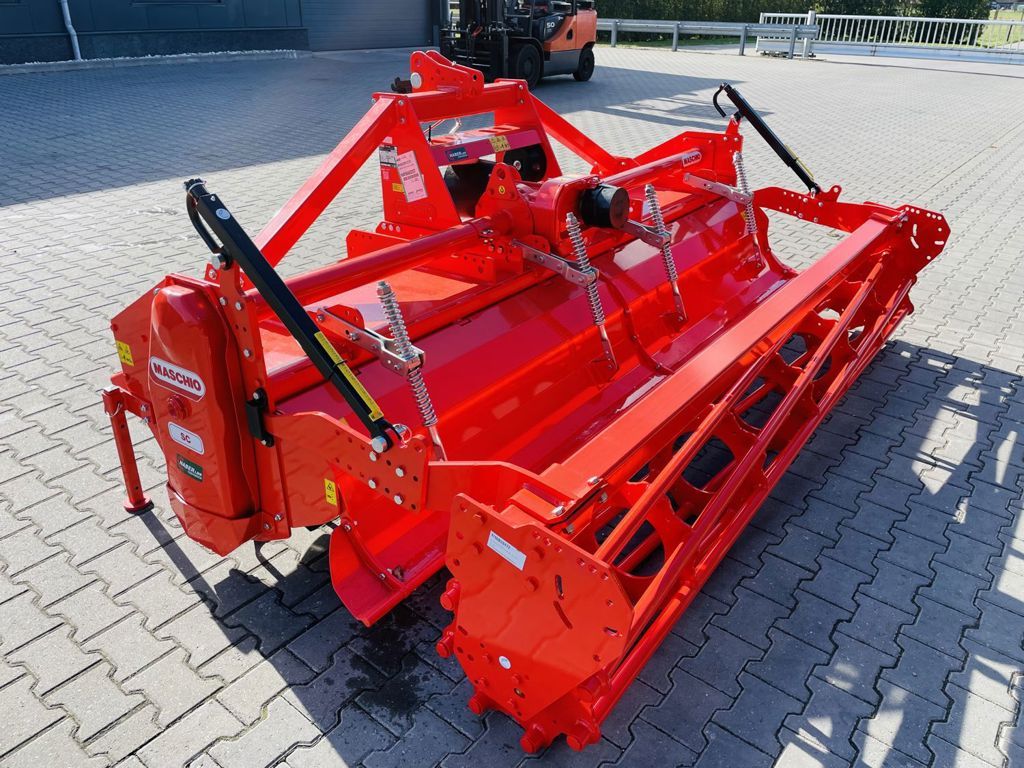 Maschio SC 300 met buizenrol meerpr. pakkerrol!