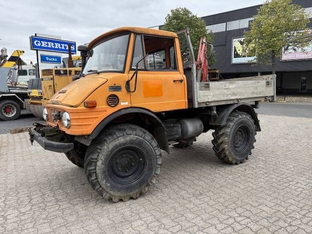 Kraanwagen Unimog U600 Diesel 2002