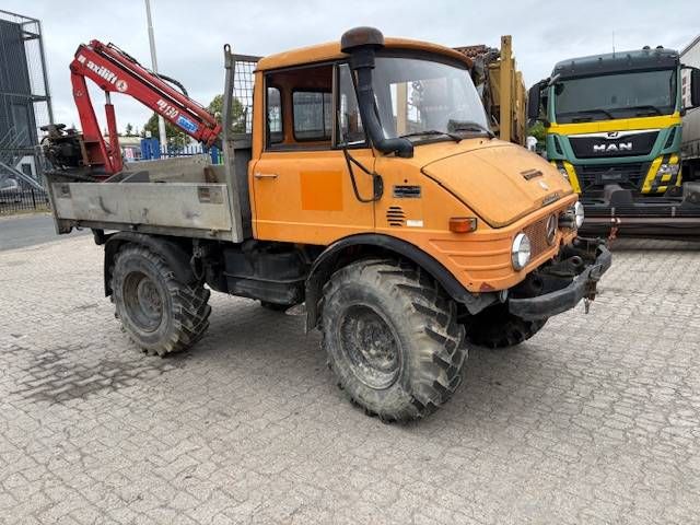 Kraanwagen Unimog U600 Diesel 2002