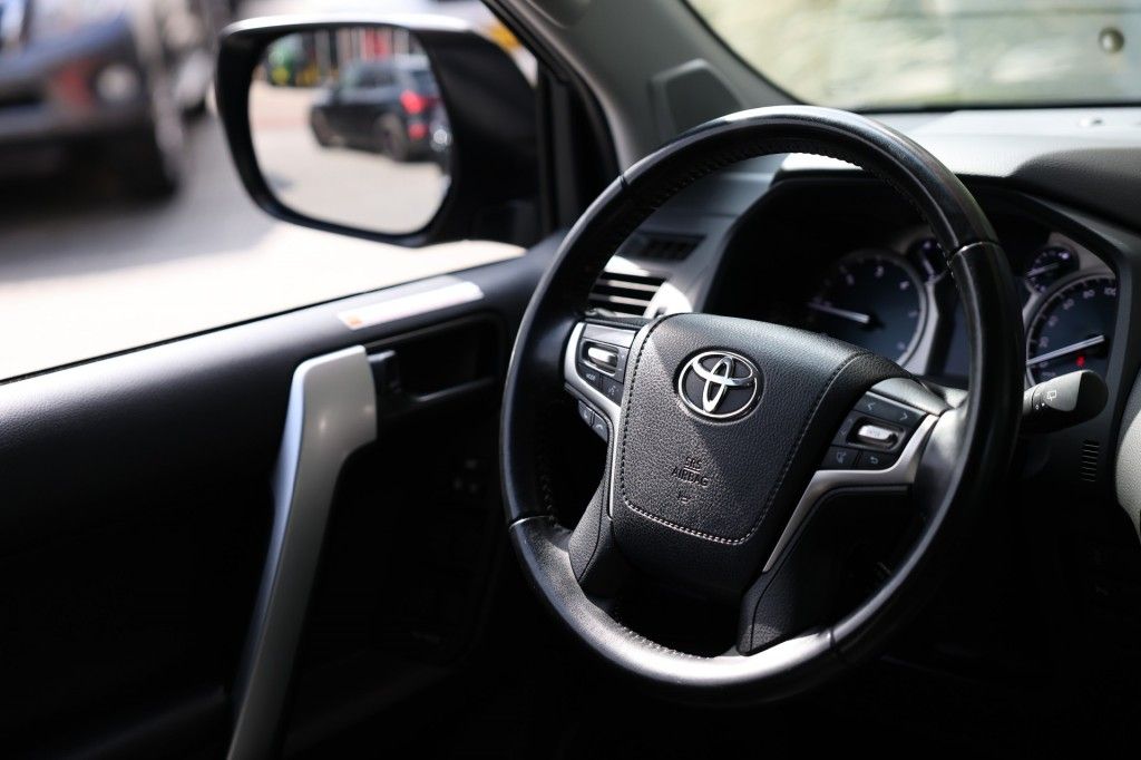 Toyota Landcruiser 150 2.8 D-4D 5DRS CHALLENGER A/T VAN
