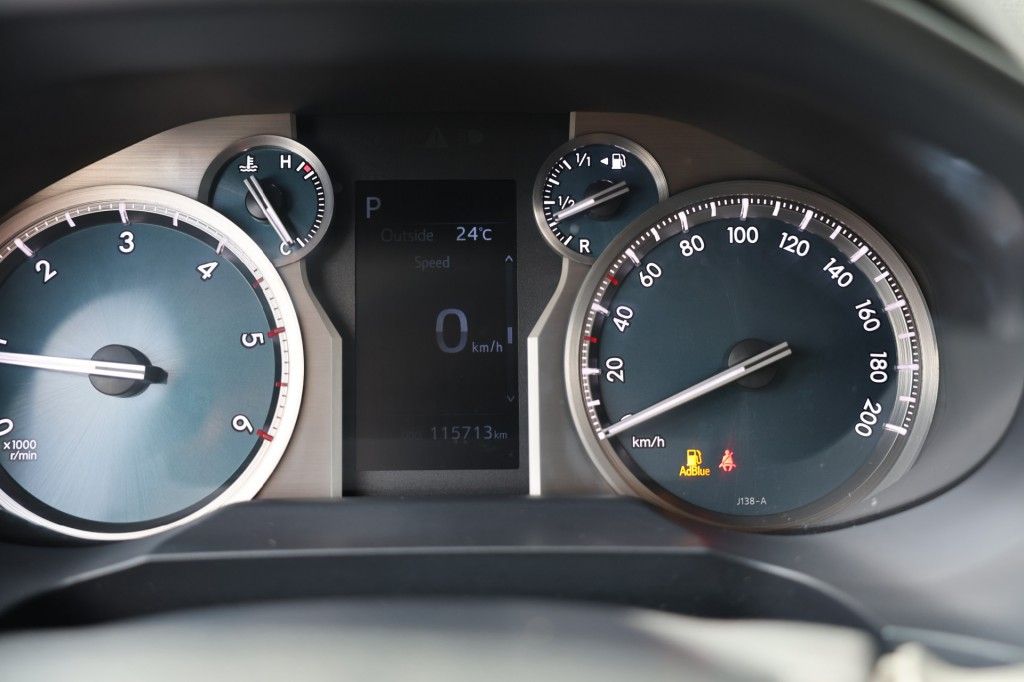 Toyota Landcruiser 150 2.8 D-4D 5DRS CHALLENGER A/T VAN