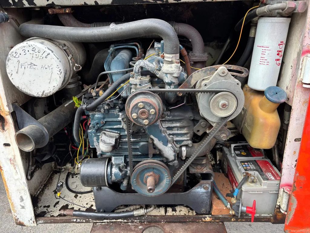 Bobcat 743