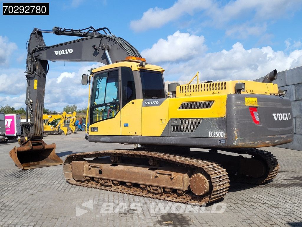 Volvo EC250 D L