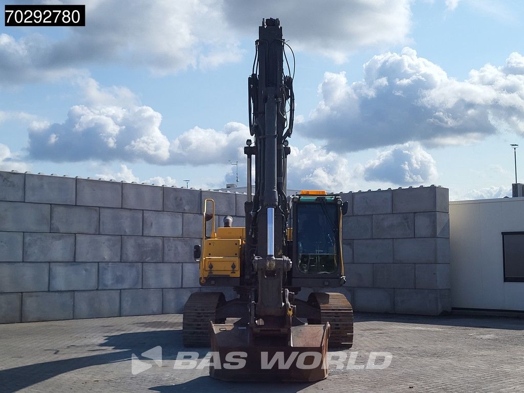 Volvo EC250 D L