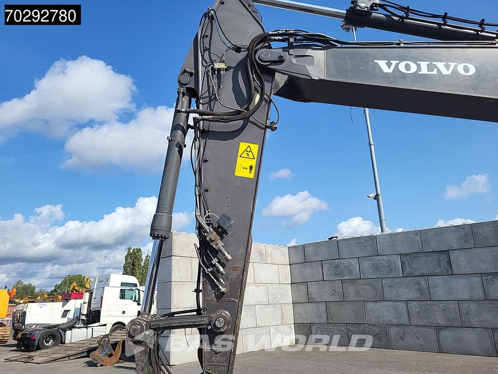 Volvo EC250 D L